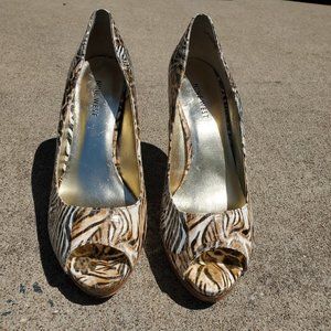 Nine west pumps,  size 7.  leopard pattern